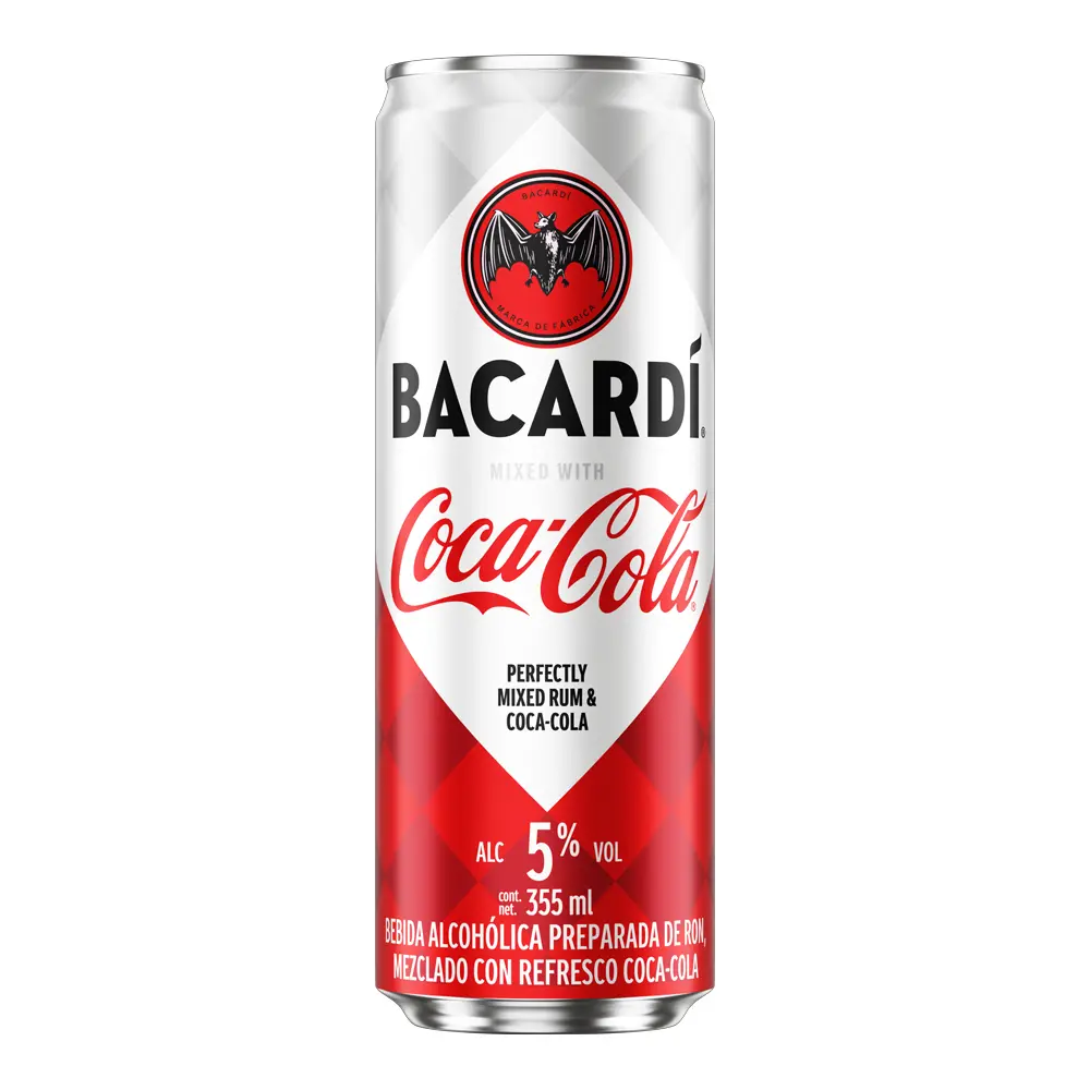 Bacardi con Coca Cola el mix perfecto.