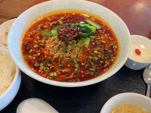 健康診断のあとに、本格酸辣湯麺