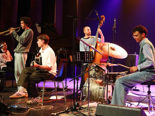 Eliott Knuets & Co herinterpreteren de essentie van jazz met eigentijdse energie