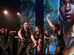 Soulstep Dance Crew eert alle helden in verbluffend klank- en lichtspektakel