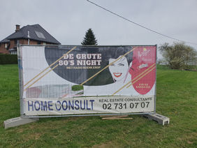 Vandalen verknoeien reclame Grute 80's Night