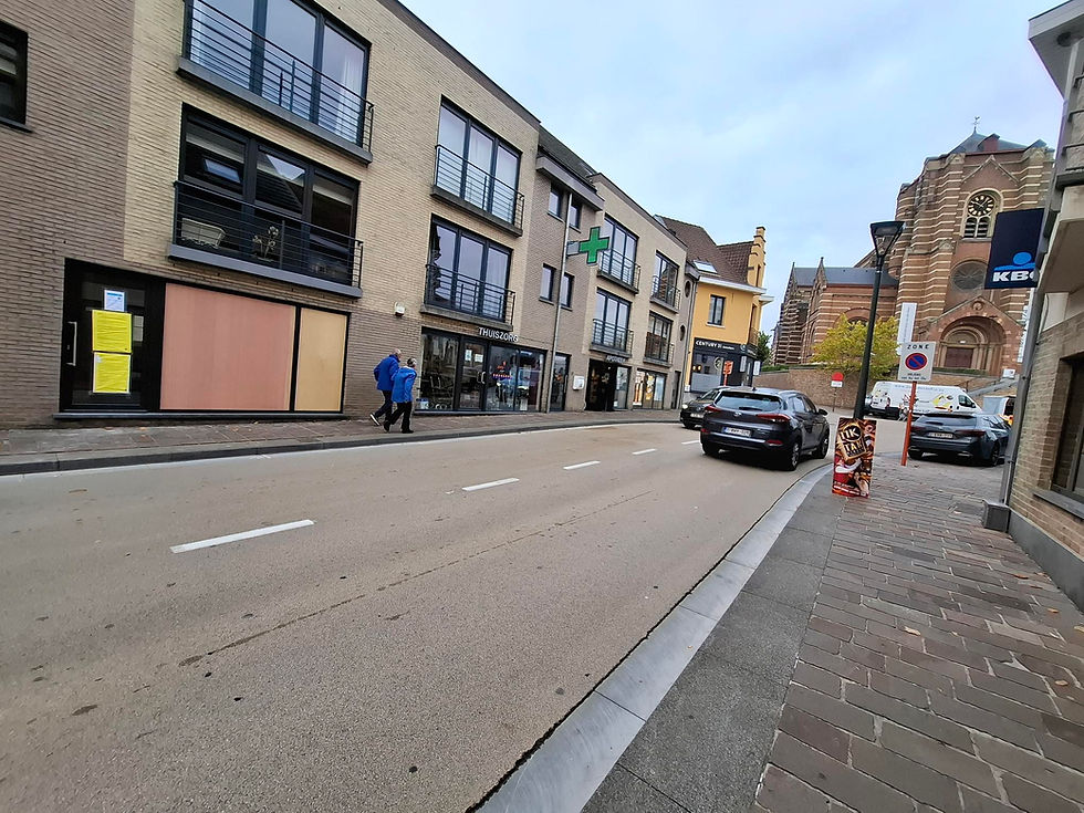 Batopin geldautomaten strijken neer aan de Henri Caronstraat