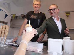 Elk een ijsje van de minister, da's pas nice!