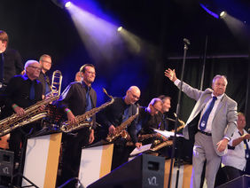 Na grandioos openingsconcert een aarzelende slotshow