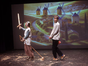 'Don Quijote' van Reintje: vrolijk jeugdtheater met hele hoop jong acteergeweld