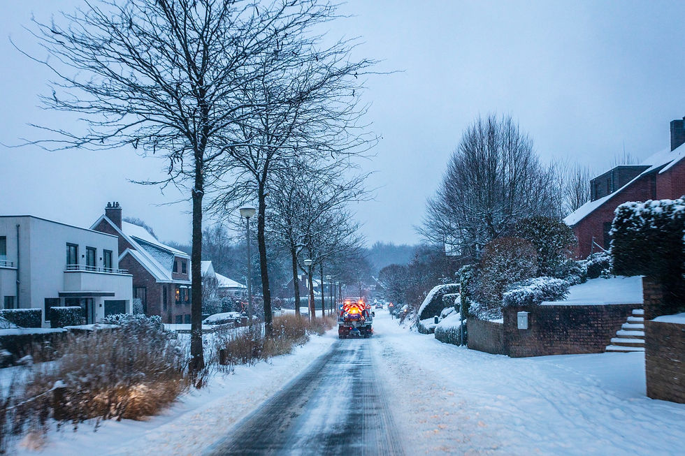 Strooiwagens in actie omwille van sneeuw en koude