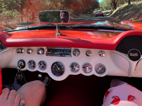 Top-Down Treasures: The Best Corvette Leaf-Peeping Adventures in the USA