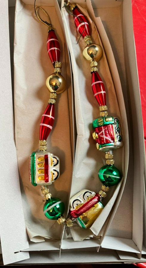 Thumbnail: Old World Ornament Strand - Trains