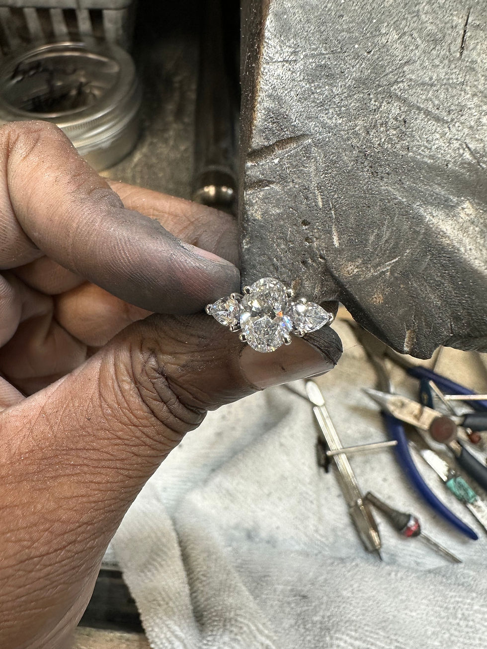 Three Stone Mounting