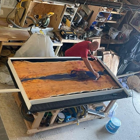 blue river resin table