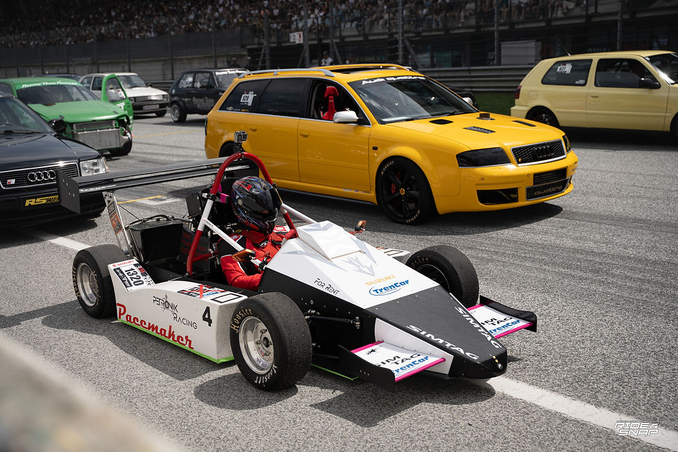 Teilnehmer des Race402 am Red Bull Ring