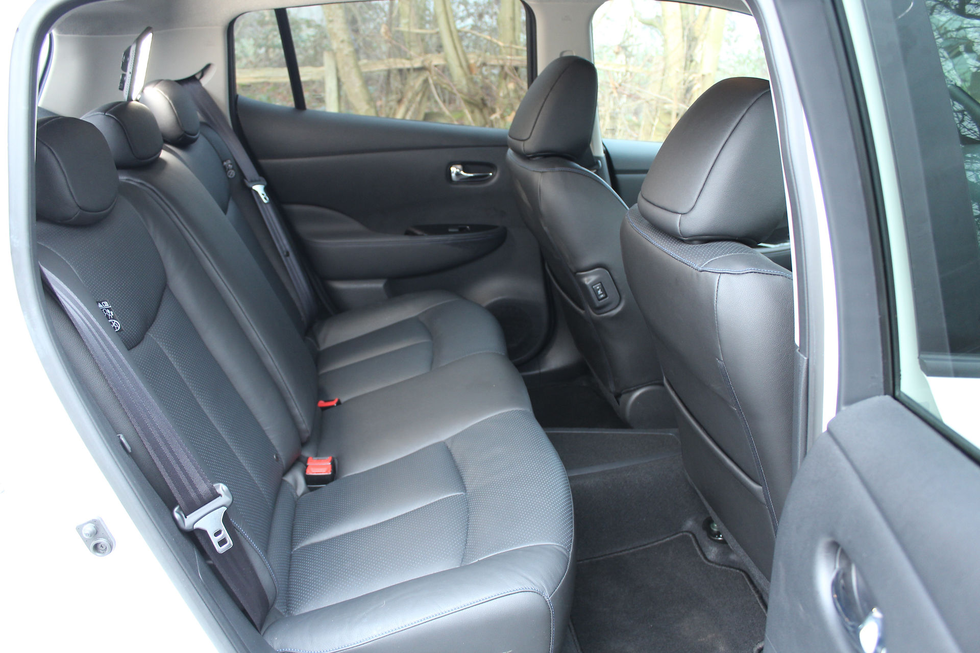2016 Nissan Leaf - rear