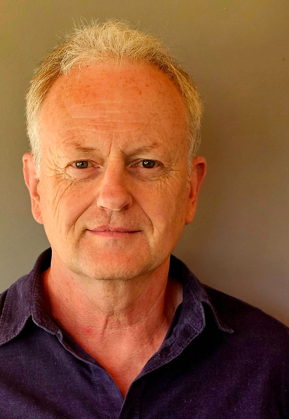 Barry Barnes