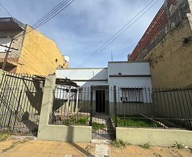 Casa sobre lote propio; Vicente lopez 1629; Avellaneda
