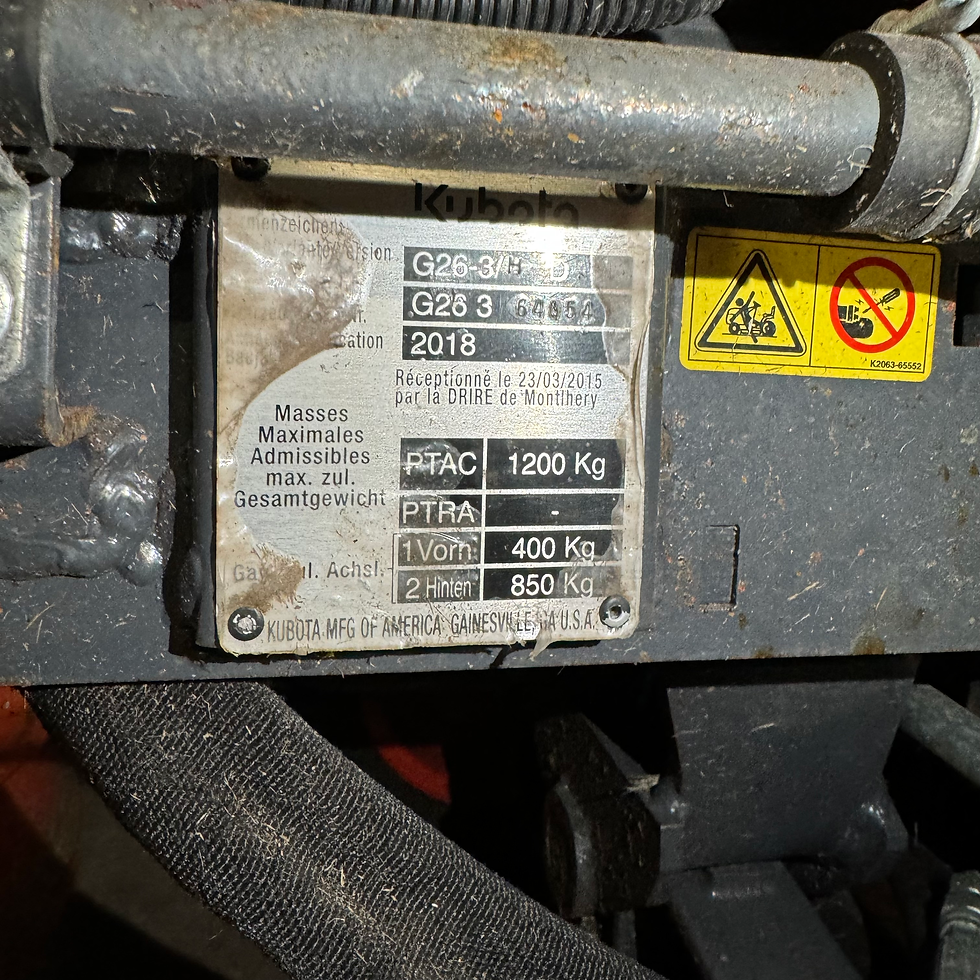 KUBOTA HIGH TIP RIDE ON GRASS MOWER.png