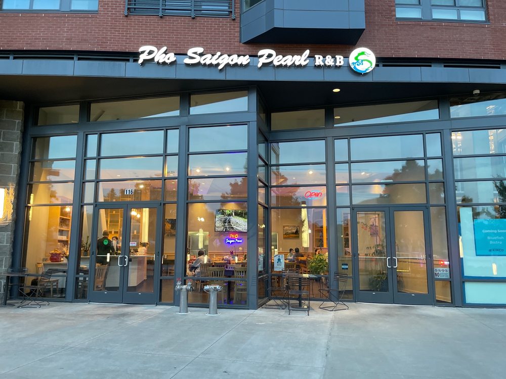 Pho Saigon Pearl gallery