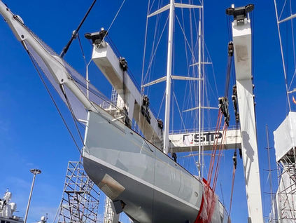 Seasonal Maintenance Planning: Scheduling Varnish, Antifoul, and Polishing Around Yard Availability