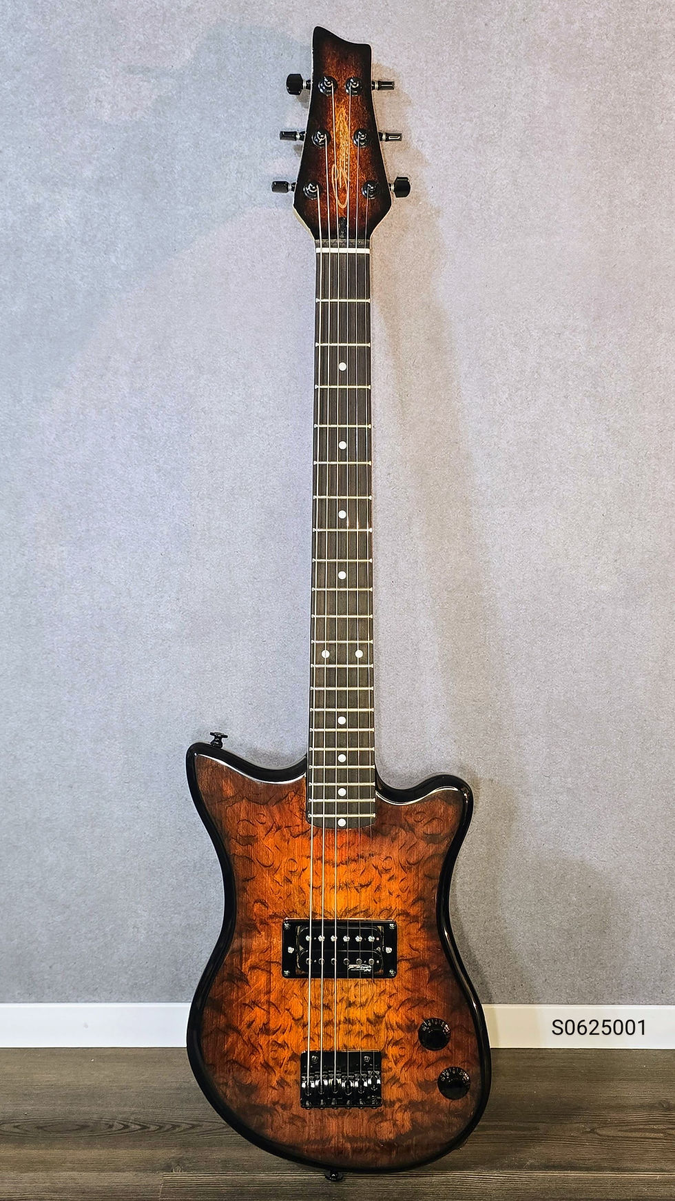 Thumbnail: Quilted Burst Traveler