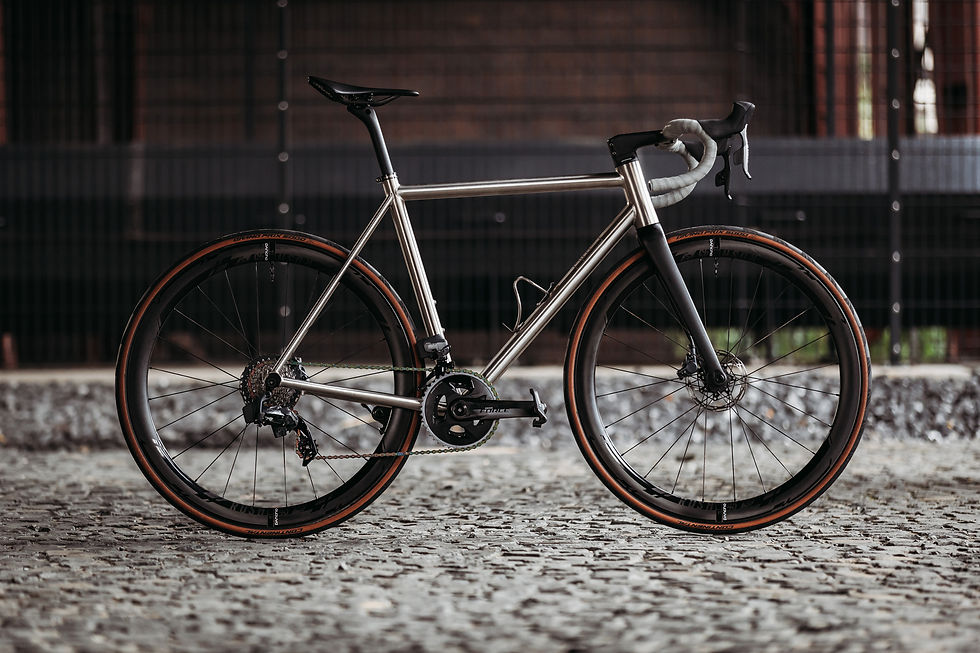 Ein Rocket, dass in unseren Pelotons fährt. Modell „Granite“