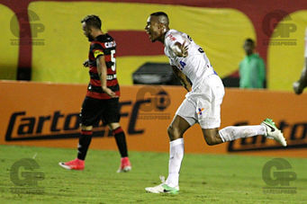Aos poucos, o novo Santos!