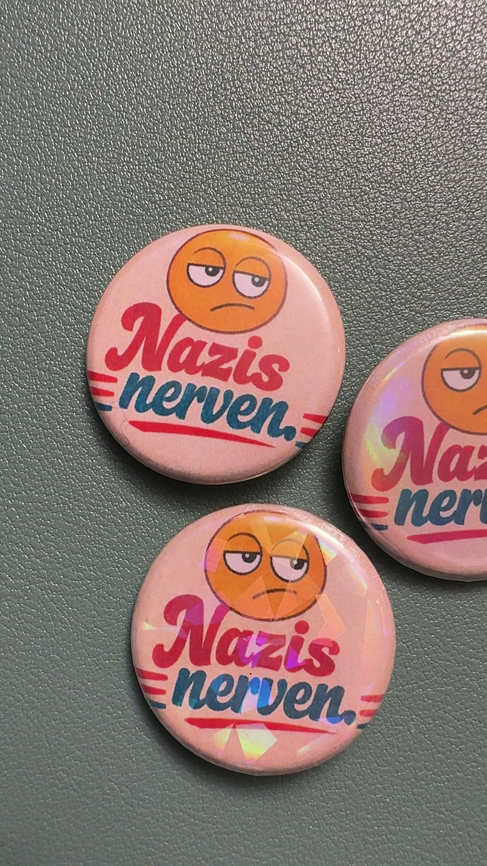 Miniaturbild: Nazis nerven. Button 32mm