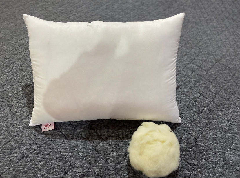 Küçük resim: Mikrofiber yün yastık 