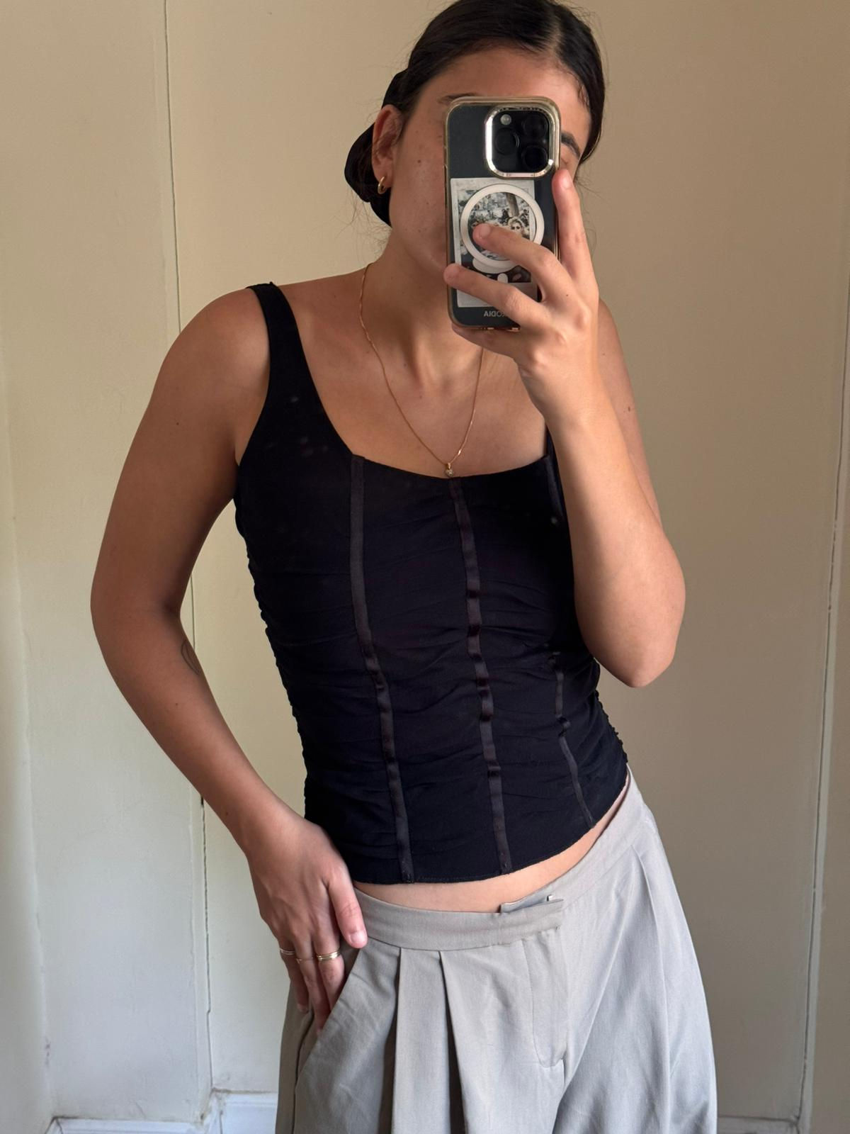 גופיית מחוך כיווצים