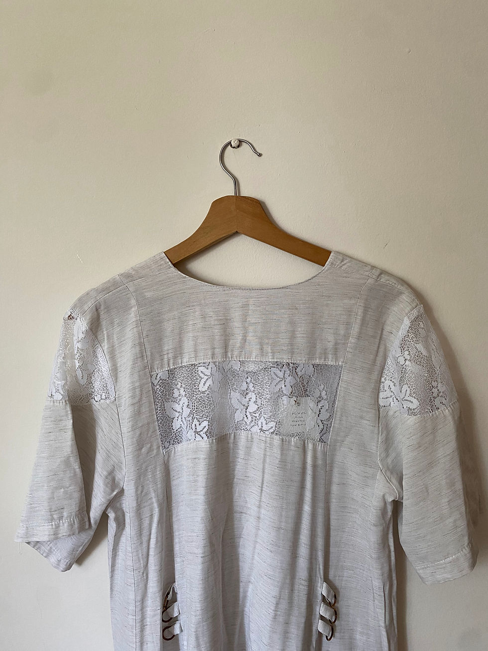 תמונה ממוזערת: שמלת בד קלילה