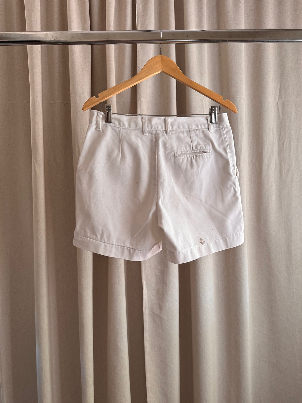 תמונה ממוזערת: מכנסיים קצרים LACOSTE
