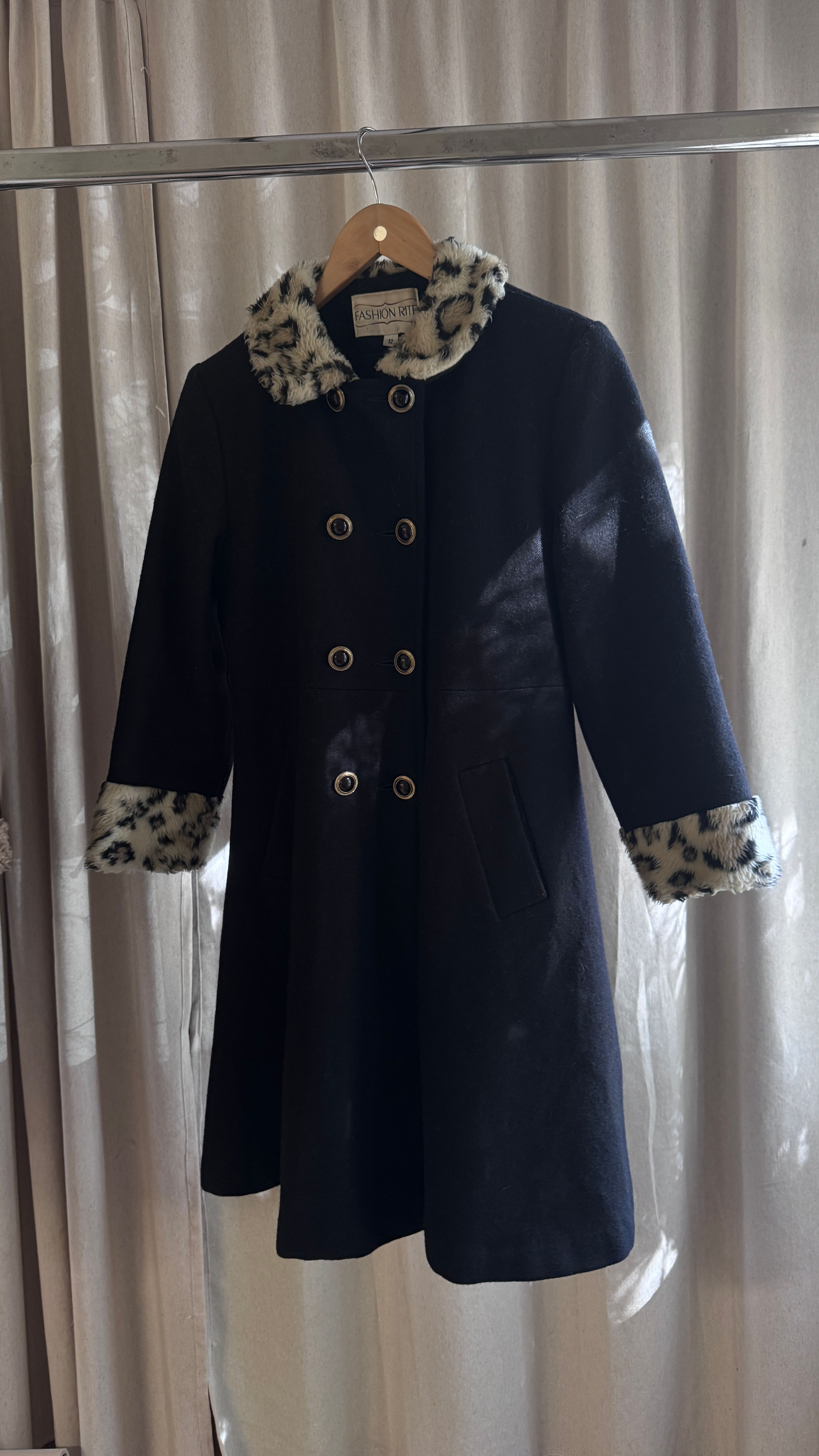 מעיל צמר ופרווה מנומרת