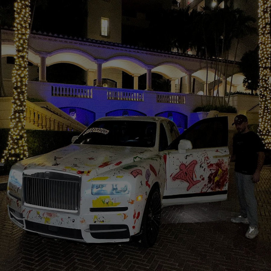 Rolls-Royce Cullinan Mansory peinte par Zoulli Art à Art Basel Miami