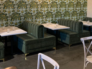4 Smart Reasons to Choose Custom Furniture for Your Commercial Space