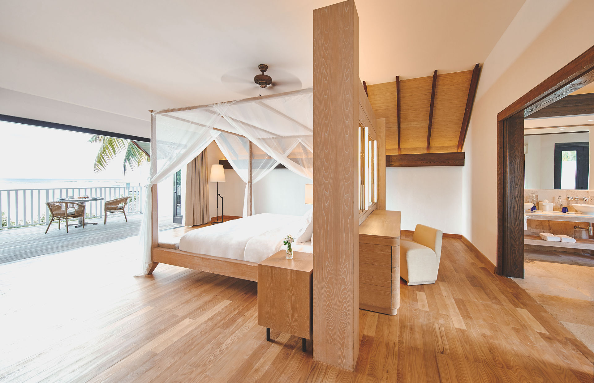 COMO Maalifushi Maldives Maalifushi Beach Villa Bed Room