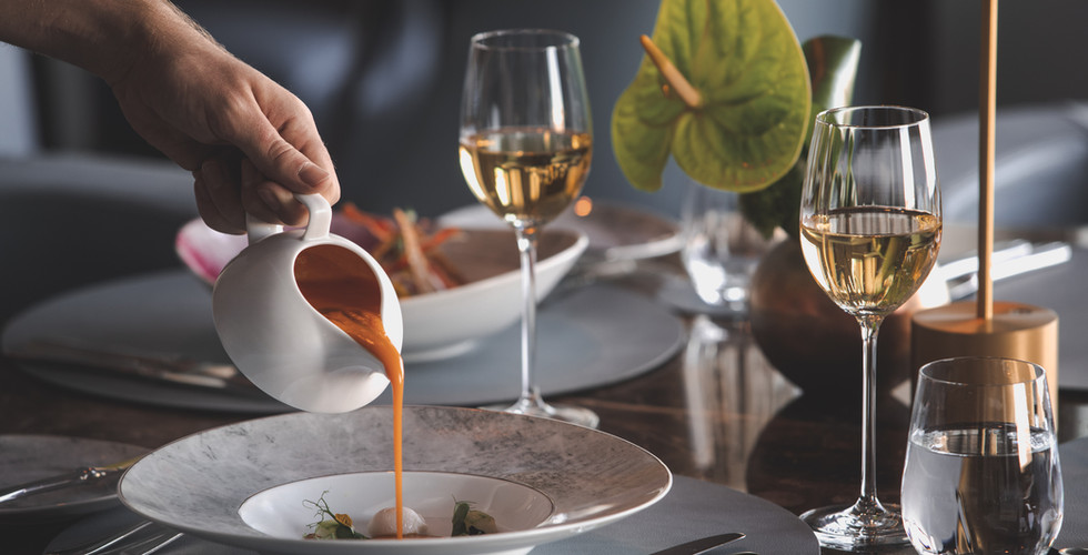 Luminara - The Ritz-Carlton Yacht Collection accommodation restaurant dining bar menu Azur
