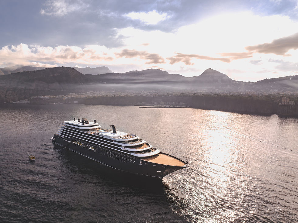 Luminara - The Ritz-Carlton Yacht Collection yacht exterior