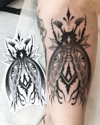 Blackwork, Fineline Tattoo, Kleines Tattoo, Witchy, Motte