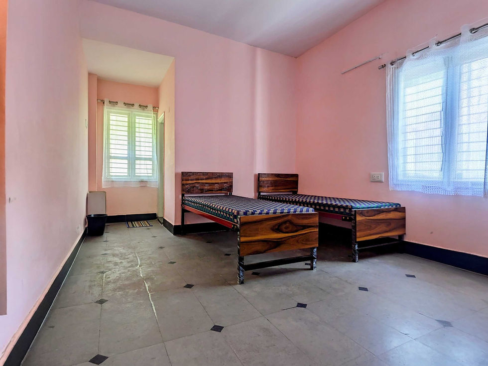 Twin Room.jpg
