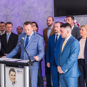 Ohlásenie kandidatúry na poslanca