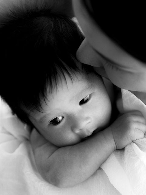 photographer Reborn and maternity in Bangkok Phuket Thailand.