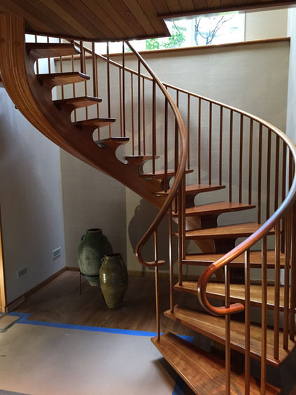 Spiral staircase with handrail