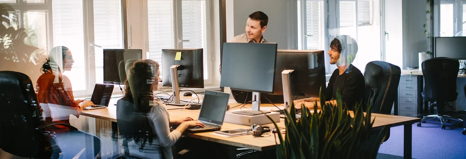 candidature-postes-services-informatiques.webp
