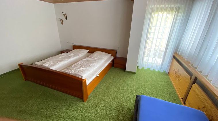 Schlafzimmer 1 für 3 Personen