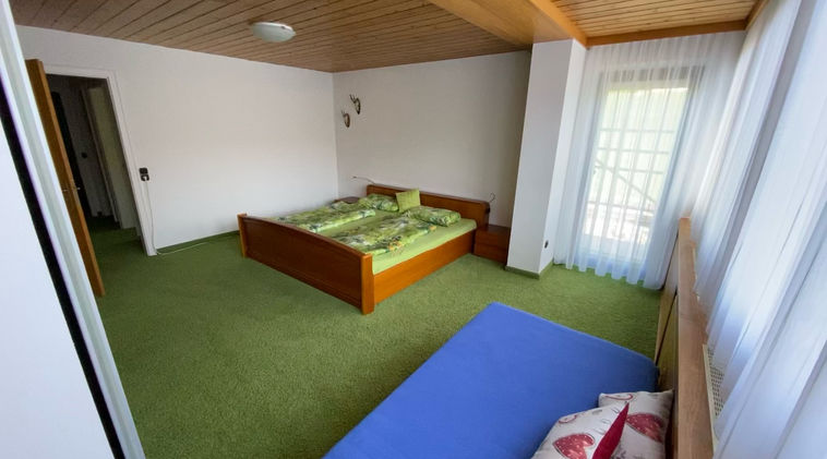 Schlafzimmer 1 für 3 Personen