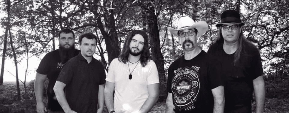The Clay Clear Band is an original Southern Rock and Red Dirt Country band from Sedalia, Missouri.