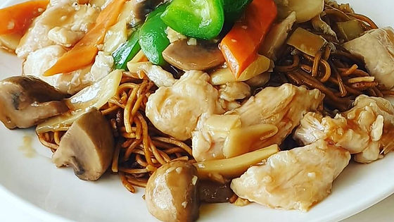 202. Stir-Fried Chicken Chow Mein (with Gravy)