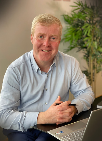 Working online with Daragh Knox