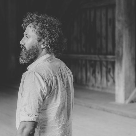 Porträt von Panflötist Jonas Jenzer