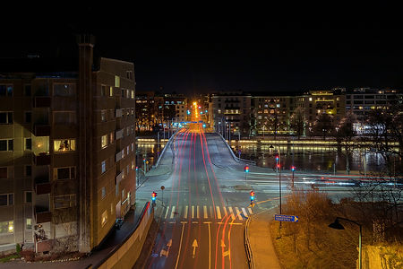 traffic-1931035_1920.jpg