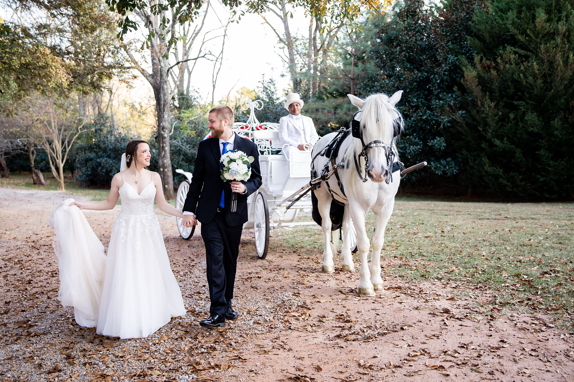 Newnan Georgia Wedding Photographer at Vinewood Stables
