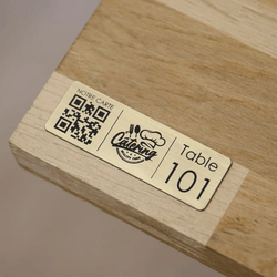 table logo qr code